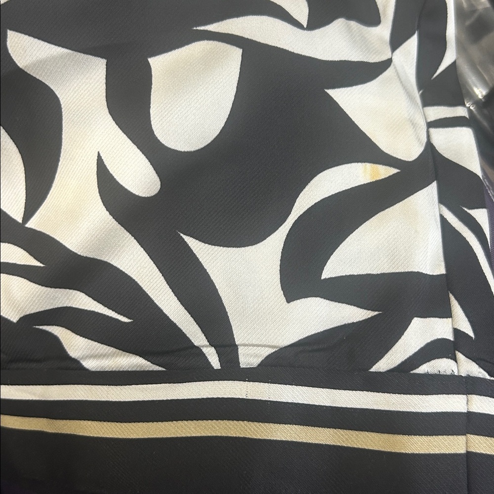 LOFT Pleated Pull-On Abstract Print Wide-Leg Pants - Picture 8 of 8